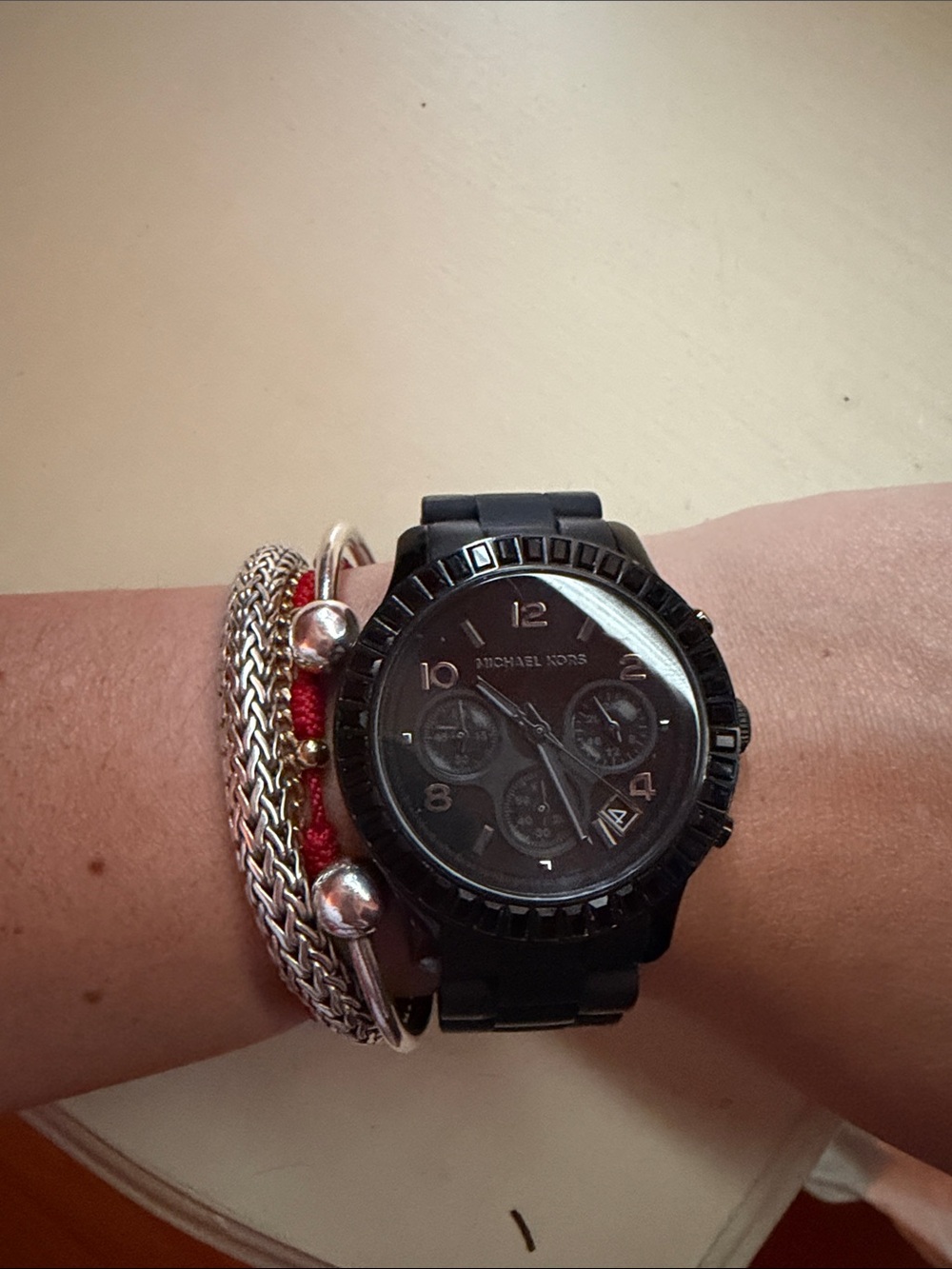 Michael Kors All-Black Chronograph Watch with Extra Links MK5512 - Picture 2 of 6